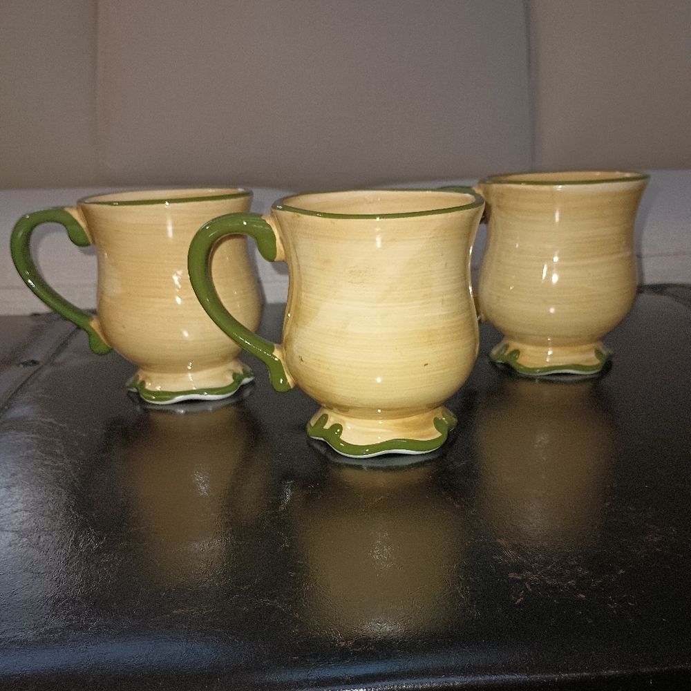 Home Trends Granada Mugs Set Of 3 - Picture 6 of 8